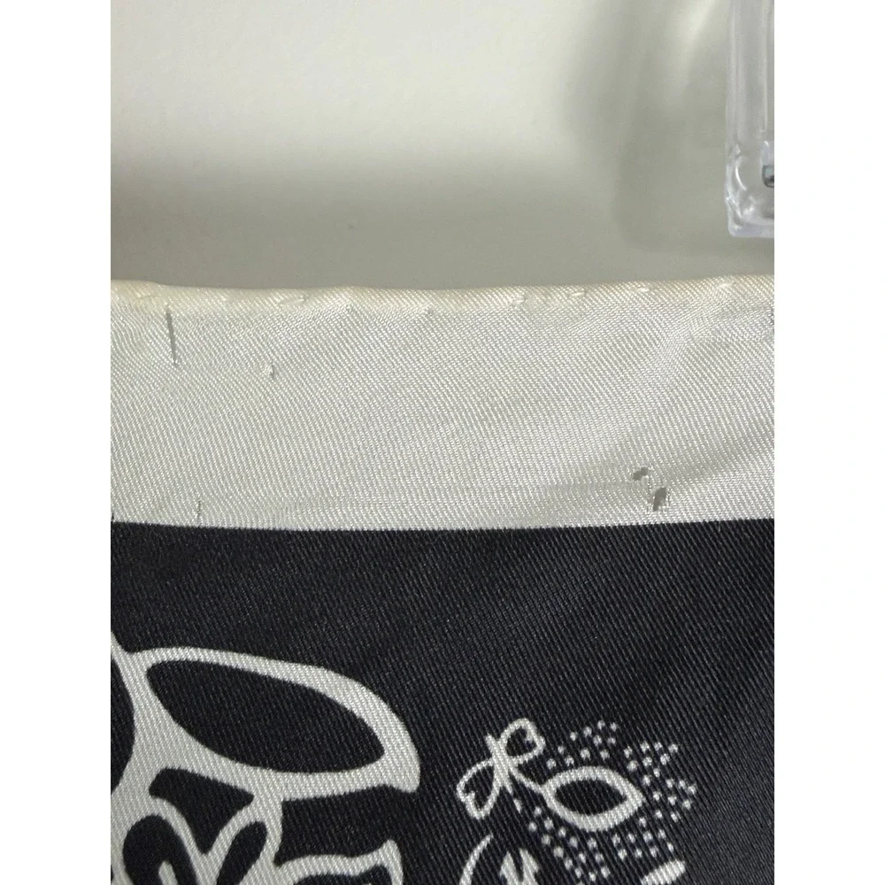 Rebecca Minkoff Scarf Pure Silk Black Paisley Bandanna Print pattern SZ 32